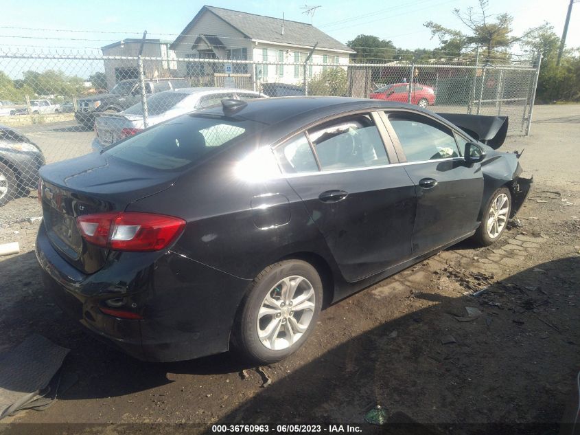 2019 CHEVROLET CRUZE LT - 1G1BE5SM3K7121096