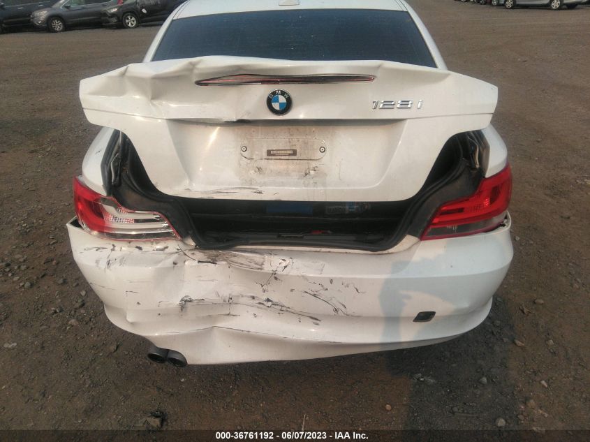 2013 BMW 1 SERIES 128I WBAUP9C56DVS95877