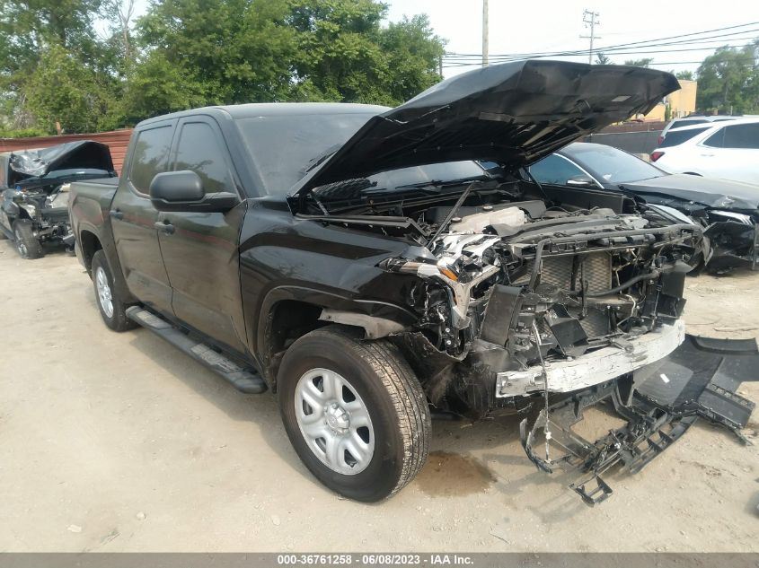 2022 TOYOTA TUNDRA 4WD SR - 5TFKB5DB4NX018947