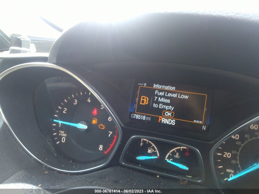 VIN 1FMCU0GDXKUC44790 2019 FORD ESCAPE SE