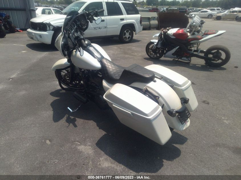 2018 HARLEY-DAVIDSON FLHXS STREET GLIDE SPECIAL - 1HD1KRC13JB612821