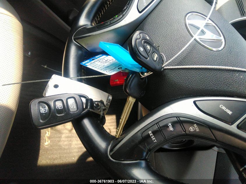 2014 HYUNDAI ELANTRA LIMITED - 5NPDH4AE9EH460019