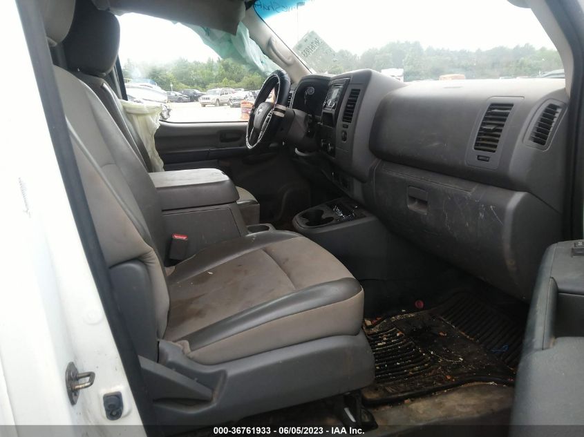 2018 NISSAN NV CARGO SV - 1N6AF0LY2JN810901