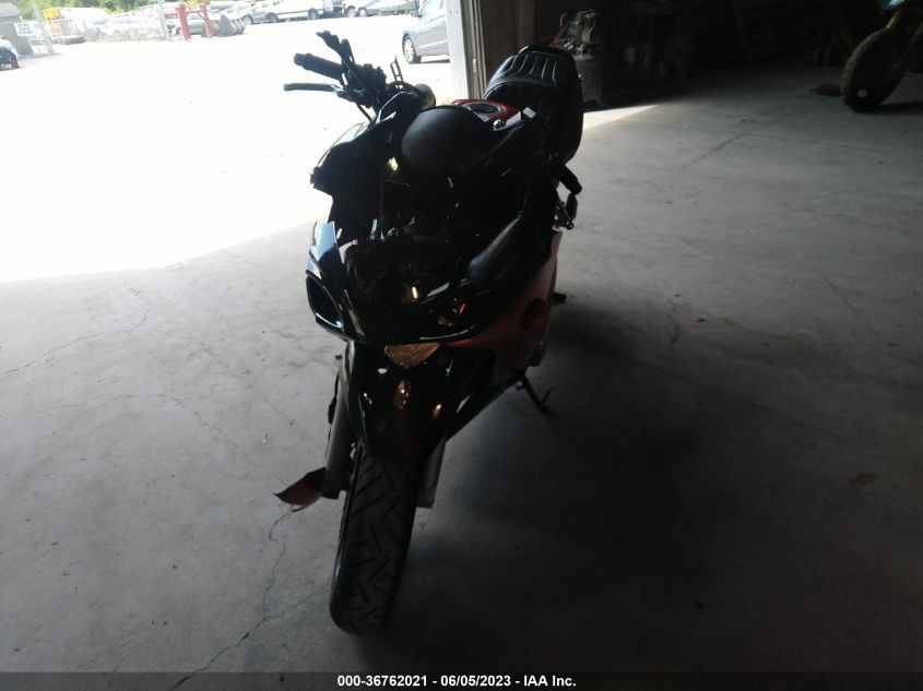2009 SUZUKI GSX650 F - JS1GP74A792100095