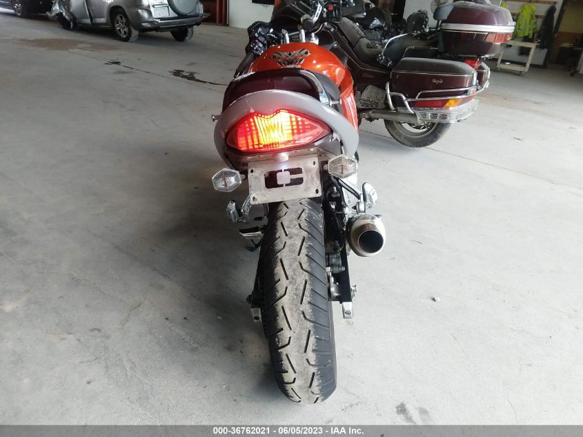 2009 SUZUKI GSX650 F - JS1GP74A792100095