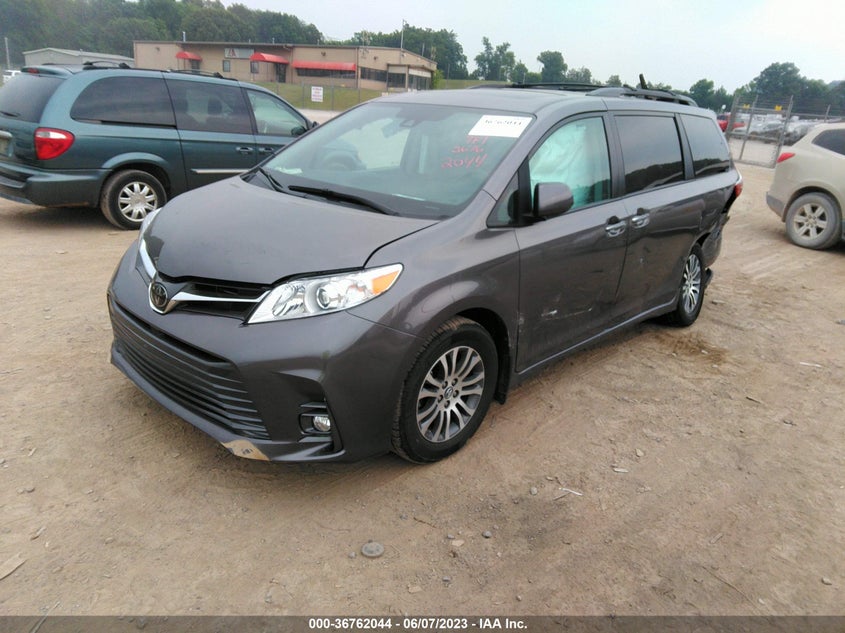 VIN 5TDYZ3DC4LS048357 2020 TOYOTA SIENNA XLE AUTO ACCESS