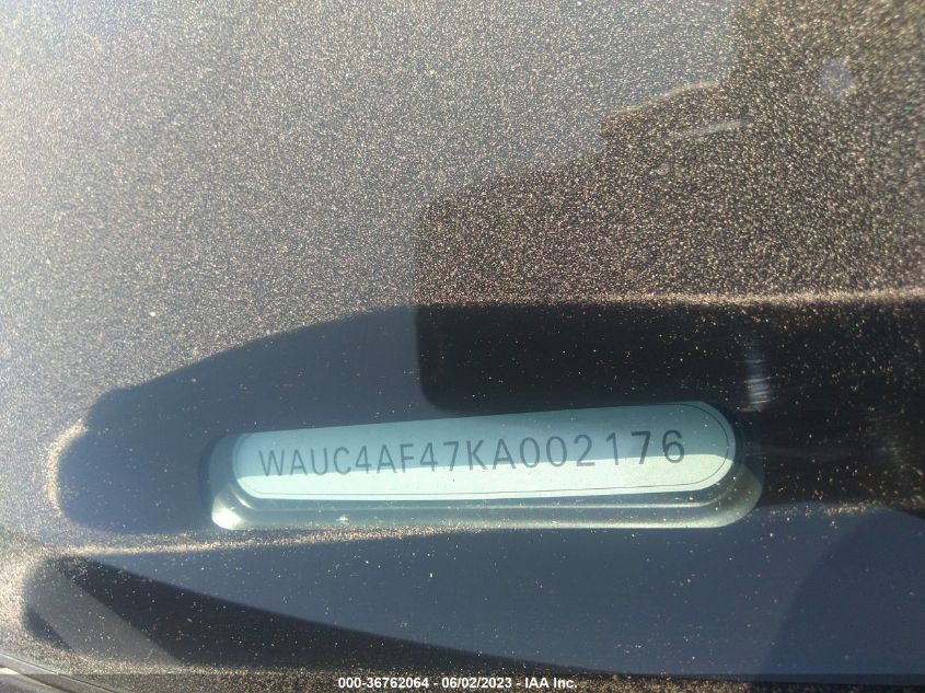2019 AUDI S4 PRESTIGE - WAUC4AF47KA002176
