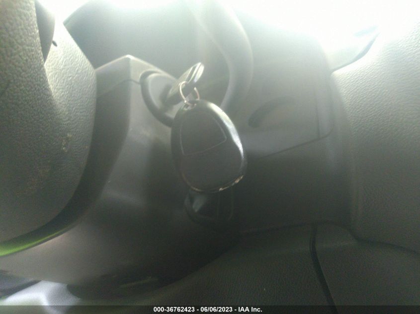 2013 GMC YUKON DENALI - 1GKS2EEFXDR203156