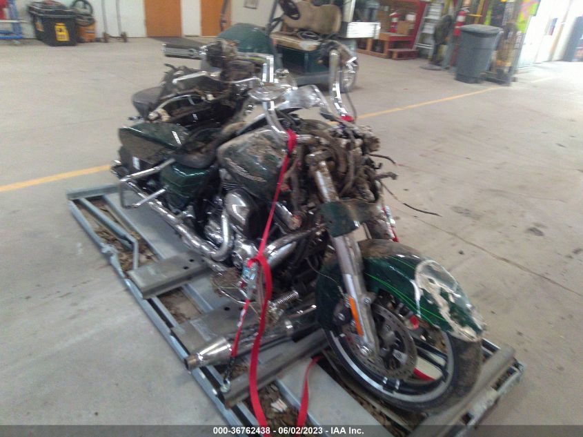 2015 HARLEY-DAVIDSON FLHXS STREET GLIDE SPECIAL - 1HD1KRM13FB609147