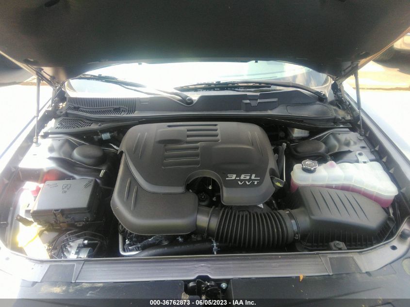 2020 DODGE CHALLENGER SXT - 2C3CDZAGXLH211051
