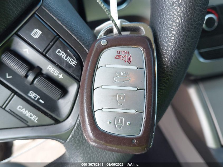2016 HYUNDAI SONATA HYBRID SE - KMHE24L19GA012112