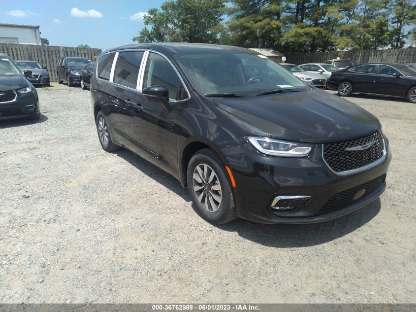 2023 CHRYSLER PACIFICA HYBRID TOURING L - 2C4RC1L73PR569468