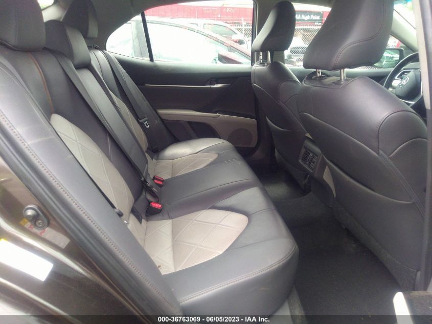 2018 TOYOTA CAMRY LE/SE/XLE/L - 4T1B11HK2JU052978