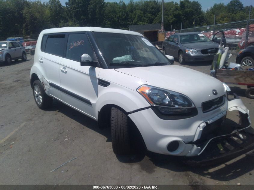 2013 KIA SOUL + - KNDJT2A64D7482382
