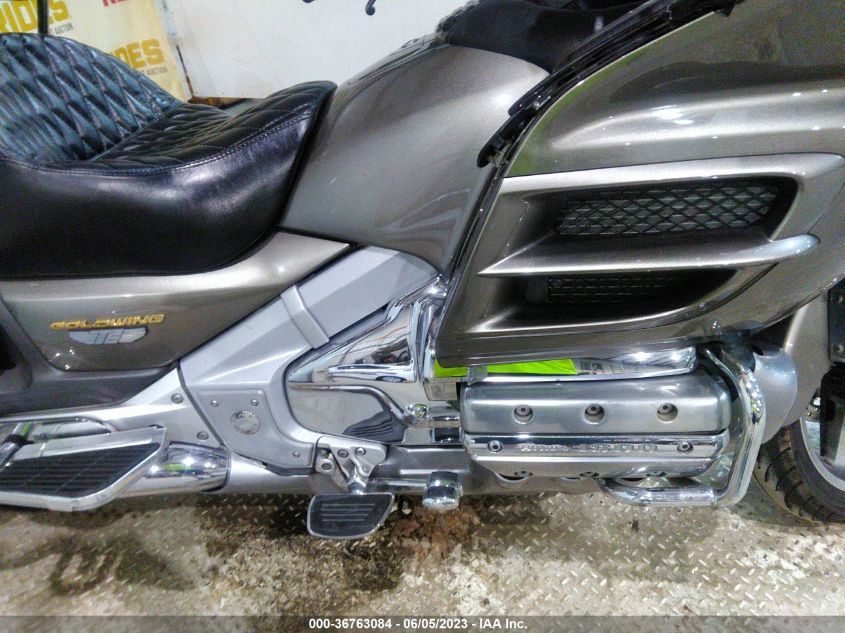 2004 HONDA GL1800 1HFSC470X4A302415