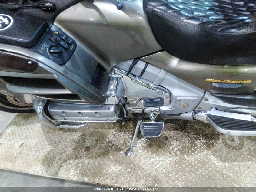 2004 HONDA GL1800 1HFSC470X4A302415