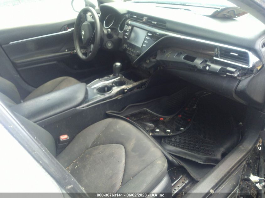 2018 TOYOTA CAMRY LE/SE/XLE/L - JTNB11HK5J3017387