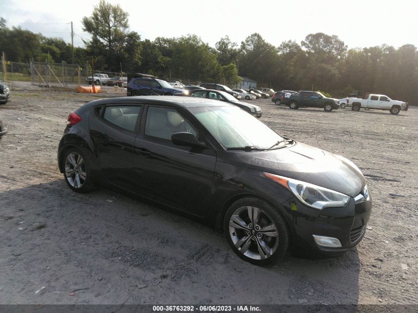 2013 HYUNDAI VELOSTER W/GRAY INT - KMHTC6AD4DU108785