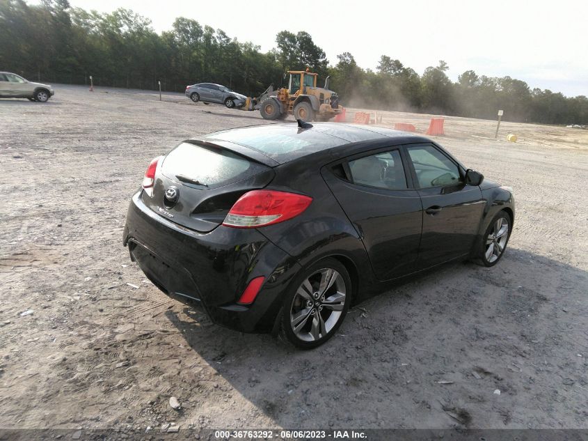 2013 HYUNDAI VELOSTER W/GRAY INT - KMHTC6AD4DU108785