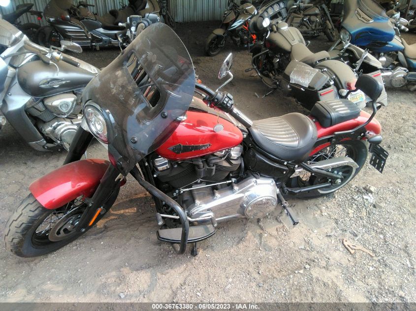 2018 HARLEY-DAVIDSON FLSL SOFTAIL SLIM - 1HD1YDJ1XJC023702