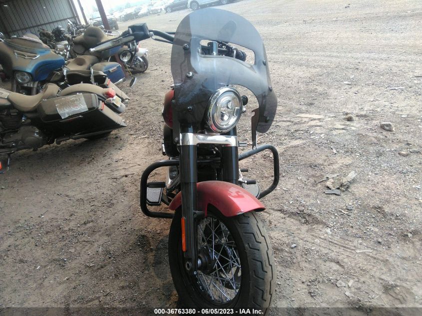2018 HARLEY-DAVIDSON FLSL SOFTAIL SLIM - 1HD1YDJ1XJC023702