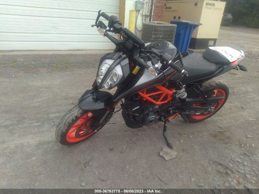 2022 KTM 390 DUKE MD2JPJ40XNC251110
