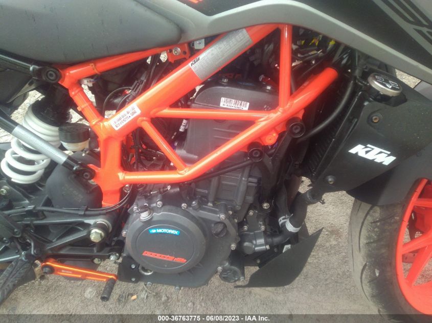 2022 KTM 390 DUKE MD2JPJ40XNC251110