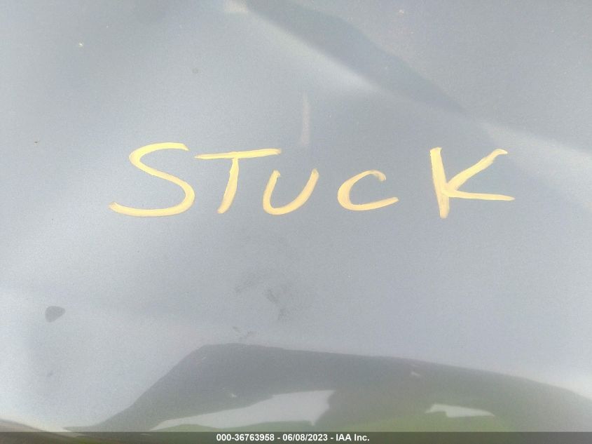 2017 VOLVO S60 DYNAMIC - YV140MTL4H2432468