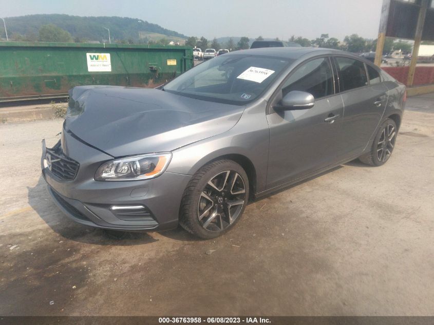 2017 VOLVO S60 DYNAMIC - YV140MTL4H2432468