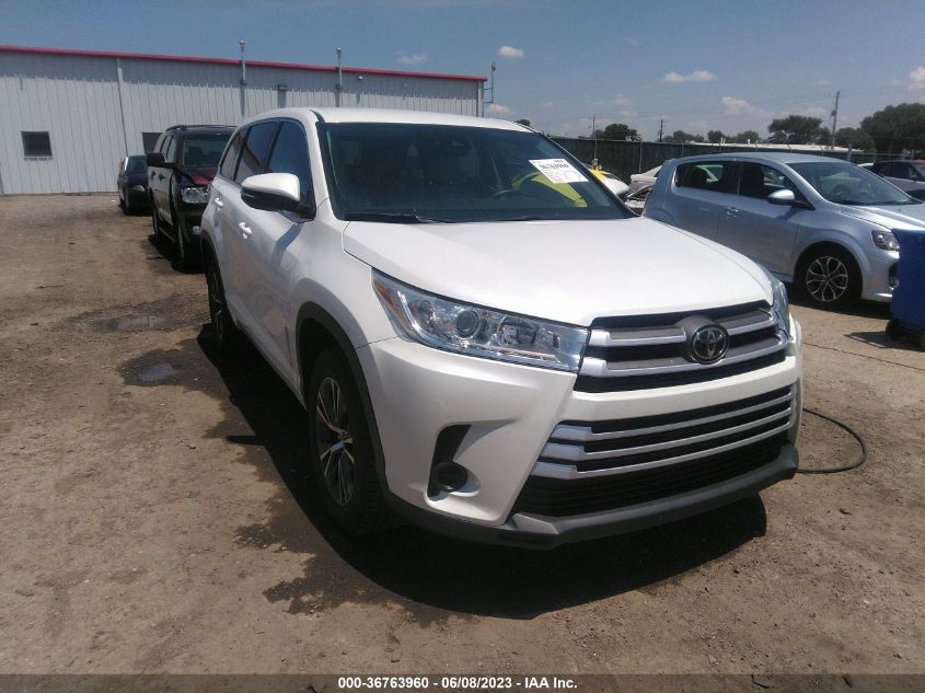 2018 TOYOTA HIGHLANDER LE - 5TDZARFH6JS040491