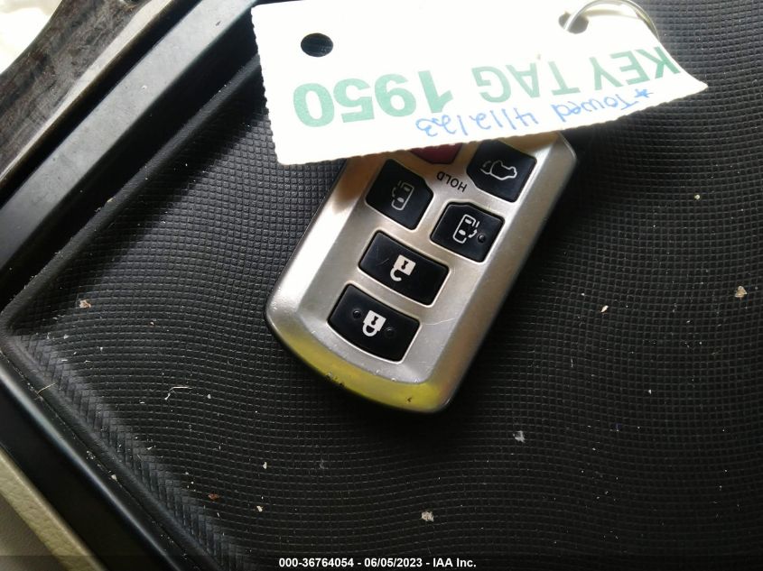 2015 TOYOTA SIENNA XLE/XLE AAS/LTD - 5TDYK3DC2FS648397