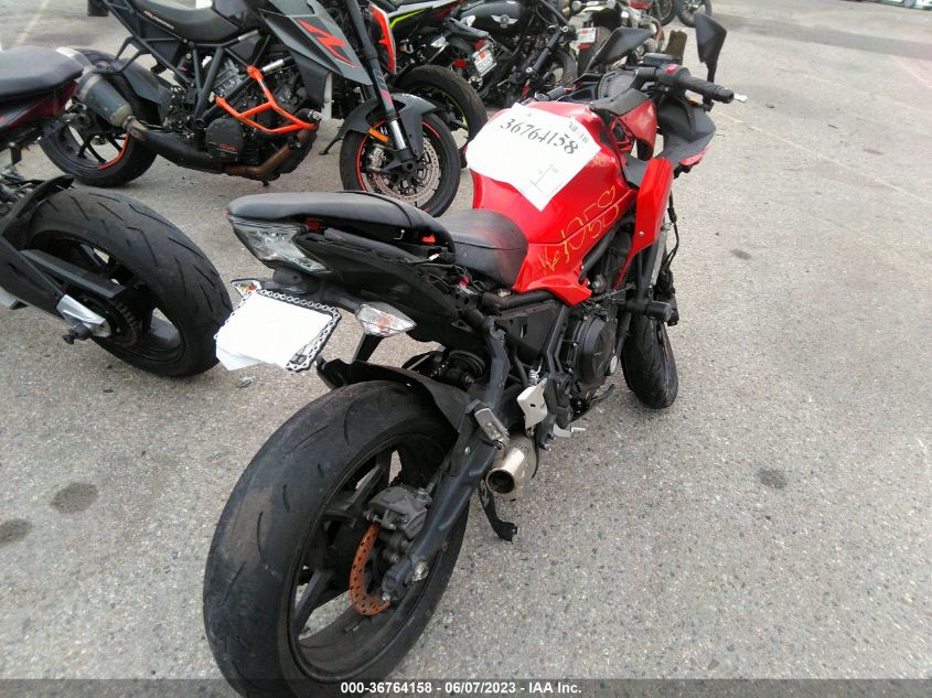 2017 KAWASAKI EX650 F - JKAEXEK15HDA04096