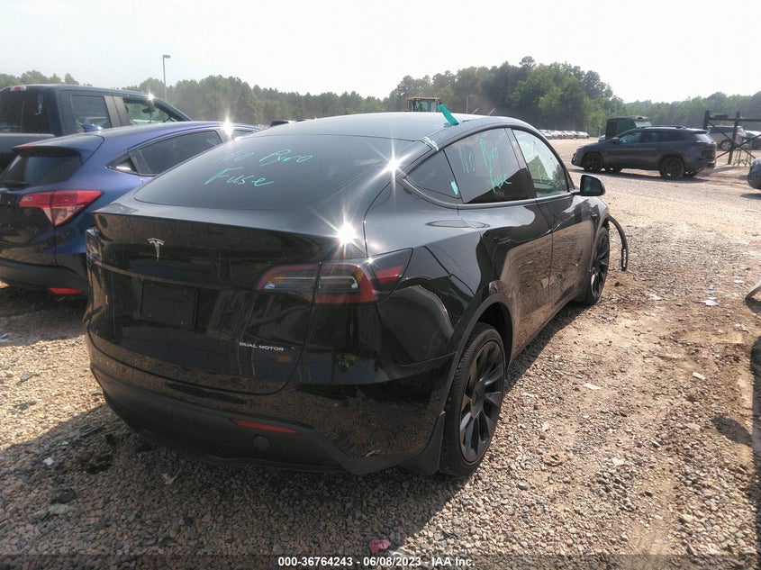 VIN 7SAYGDEE9NF356047 2022 TESLA MODEL Y LONG RANGE