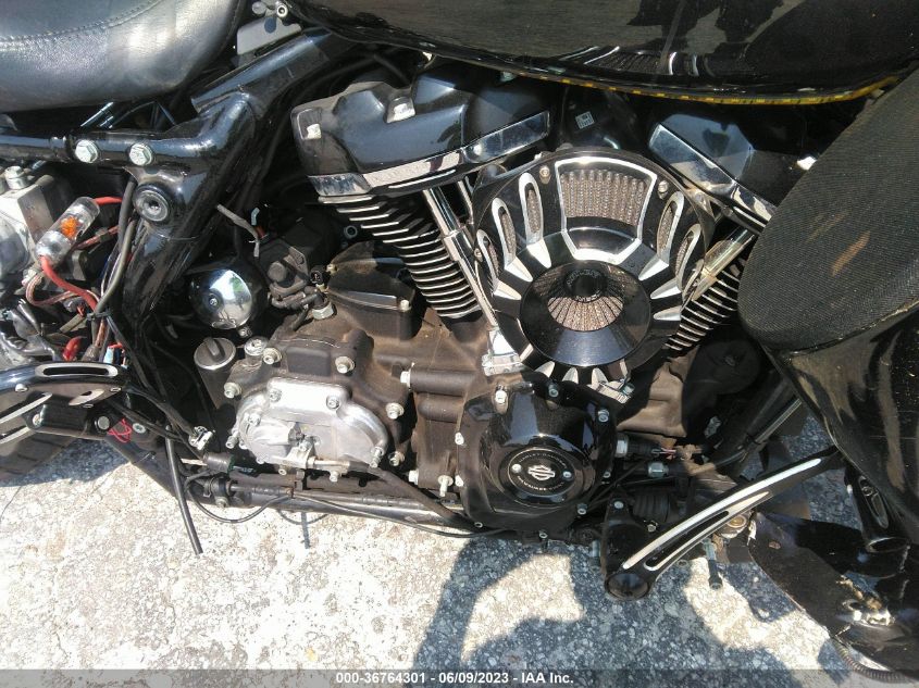 2019 HARLEY-DAVIDSON FLTRXS - 1HD1KTP14KB646520