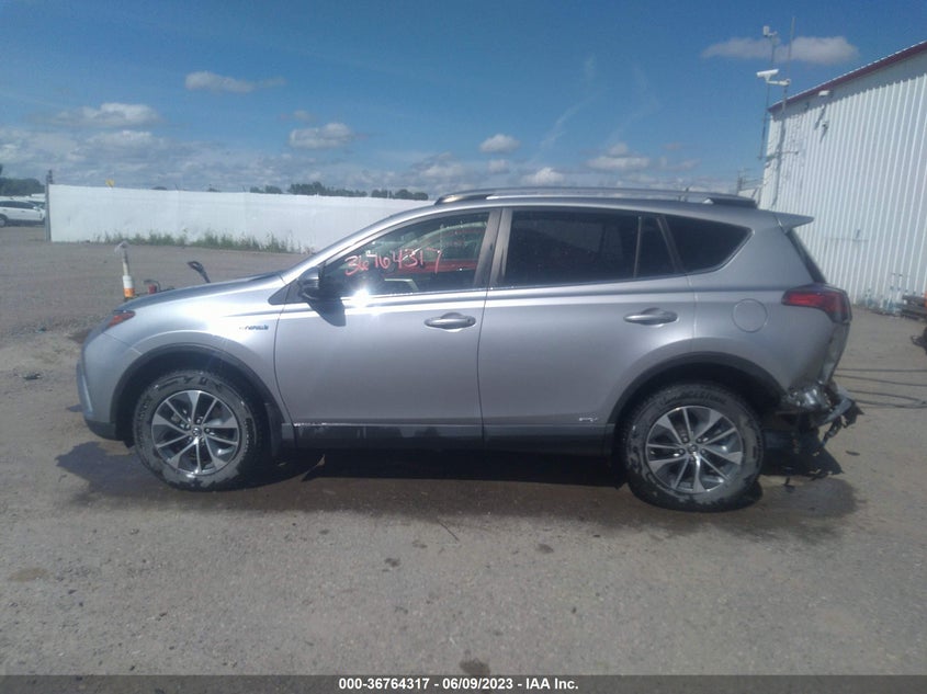 VIN JTMRJREV4JD227909 2018 TOYOTA RAV4 HYBRID LE