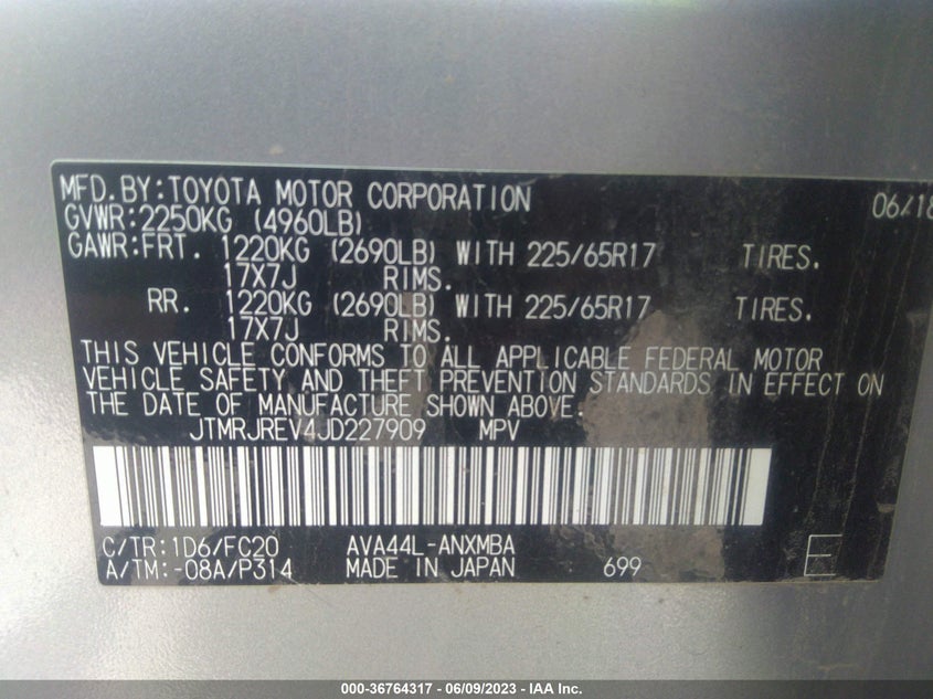 VIN JTMRJREV4JD227909 2018 TOYOTA RAV4 HYBRID LE