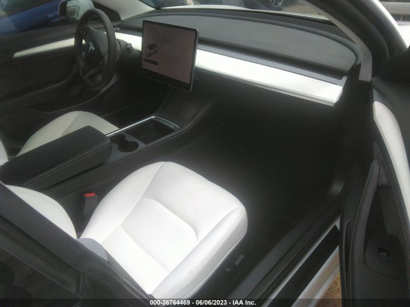 5YJ3E1EB9MF068156 Tesla Model 3 LONG RANGE 5