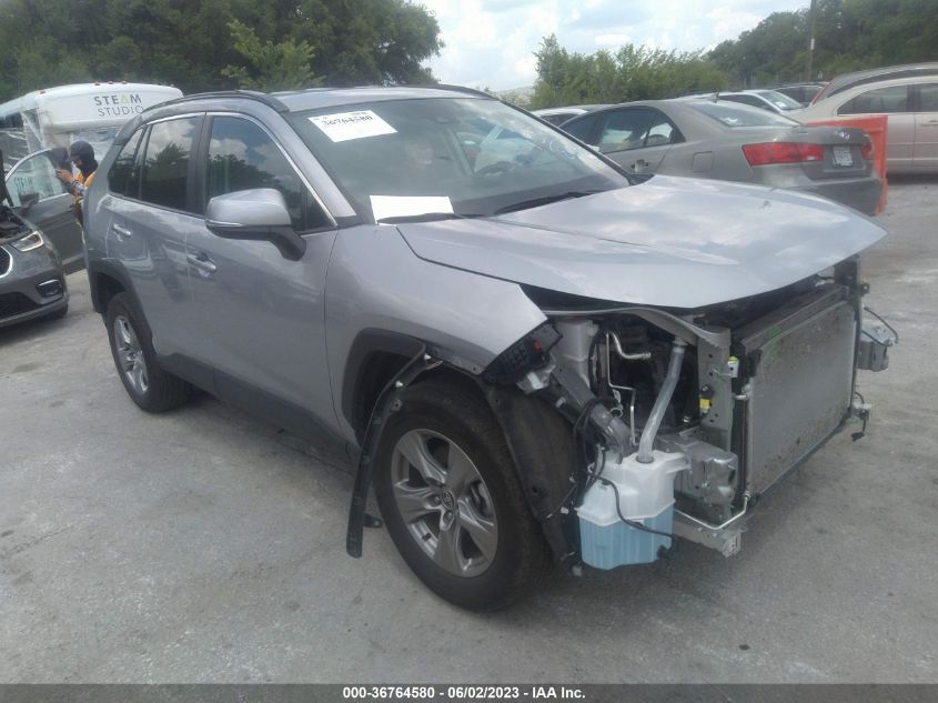 2022 TOYOTA RAV4 XLE - 2T3W1RFV9NW198577