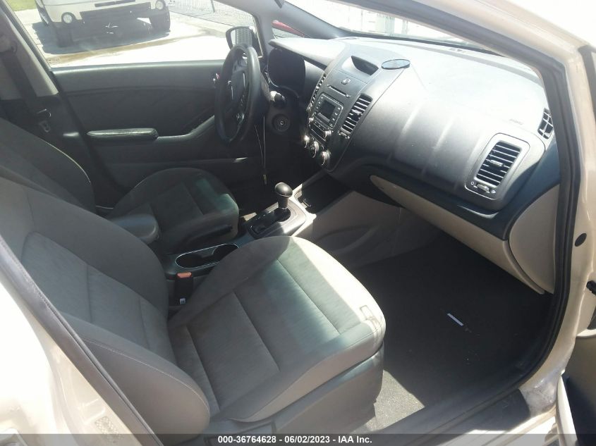 2015 KIA FORTE LX - KNAFK4A66F5379481