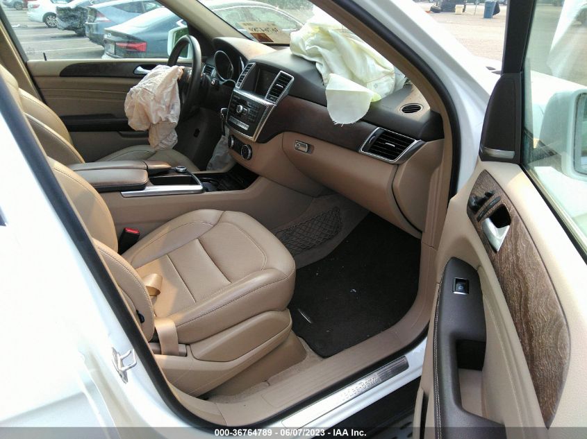 2014 MERCEDES-BENZ M-CLASS ML 350 - 4JGDA5HB4EA395305