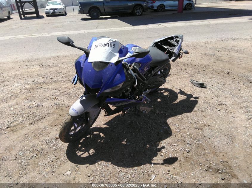 2021 YAMAHA YZFR3 A MH3RH18Y7MK006924