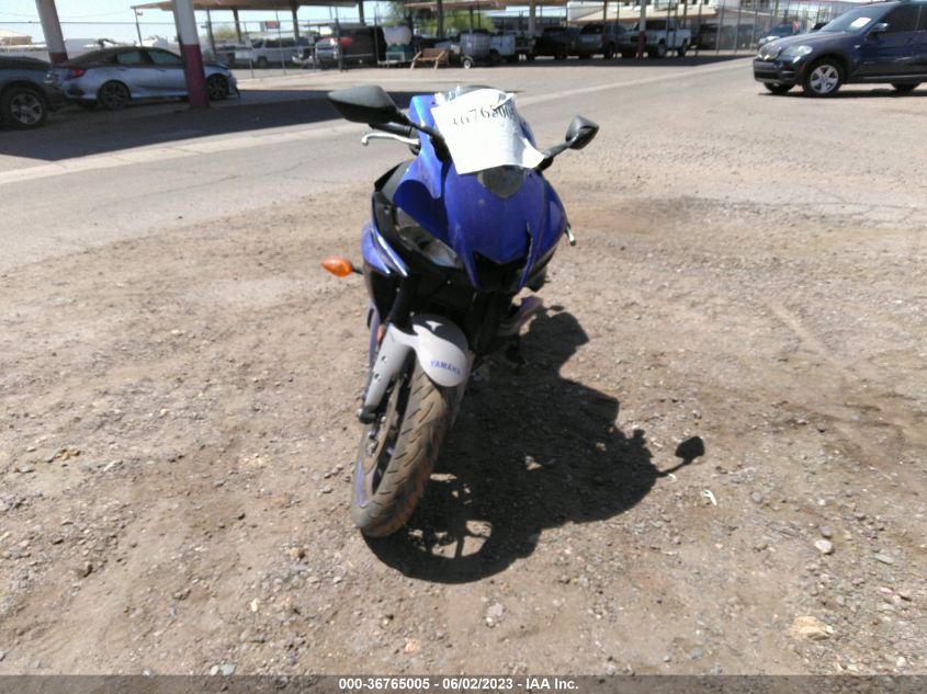 2021 YAMAHA YZFR3 A MH3RH18Y7MK006924