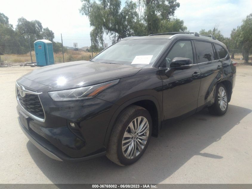 2023 TOYOTA HIGHLANDER PLATINUM - 5TDKDRAH4PS032396