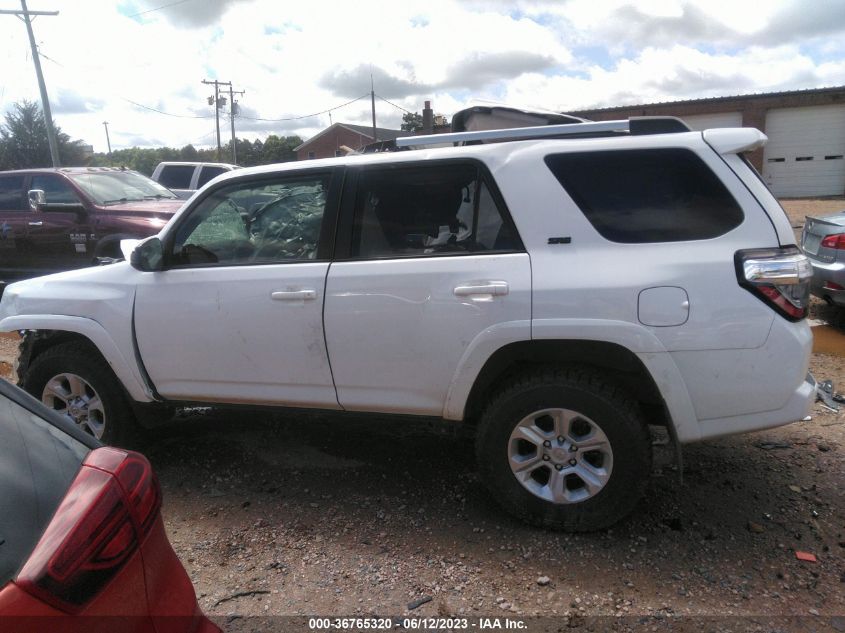 2022 TOYOTA 4RUNNER SR5 - JTEMU5JR3N5985030