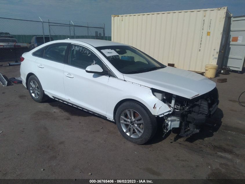 2015 HYUNDAI SONATA 2.4L SE - 5NPE24AF1FH174939