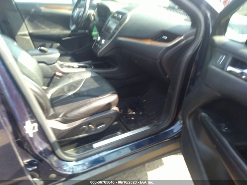 2015 LINCOLN MKC - 5LMCJ2A98FUJ32808