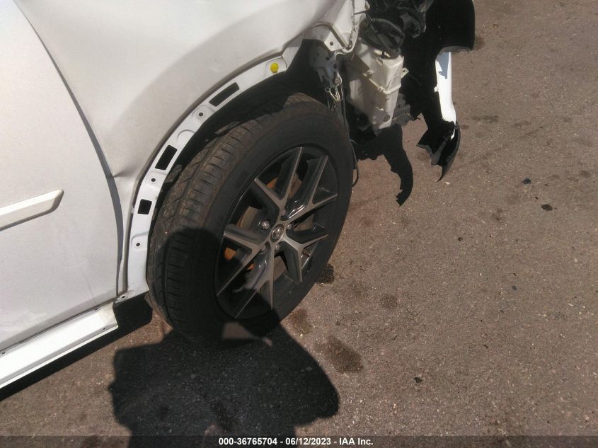 2016 TOYOTA RAV4 SE - JTMJFREV0GD186931