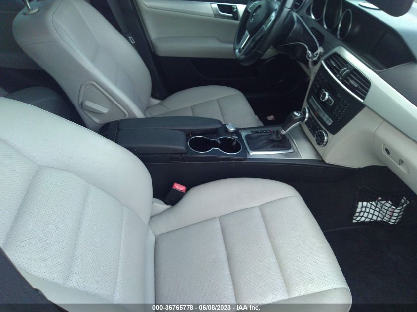 2014 MERCEDES-BENZ C-CLASS C 250 - WDDGF4HB9EG236869