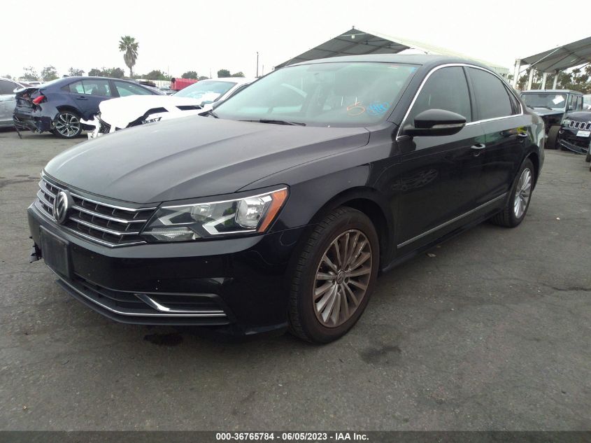 2017 VOLKSWAGEN PASSAT SE - 1VWBT7A30HC064550