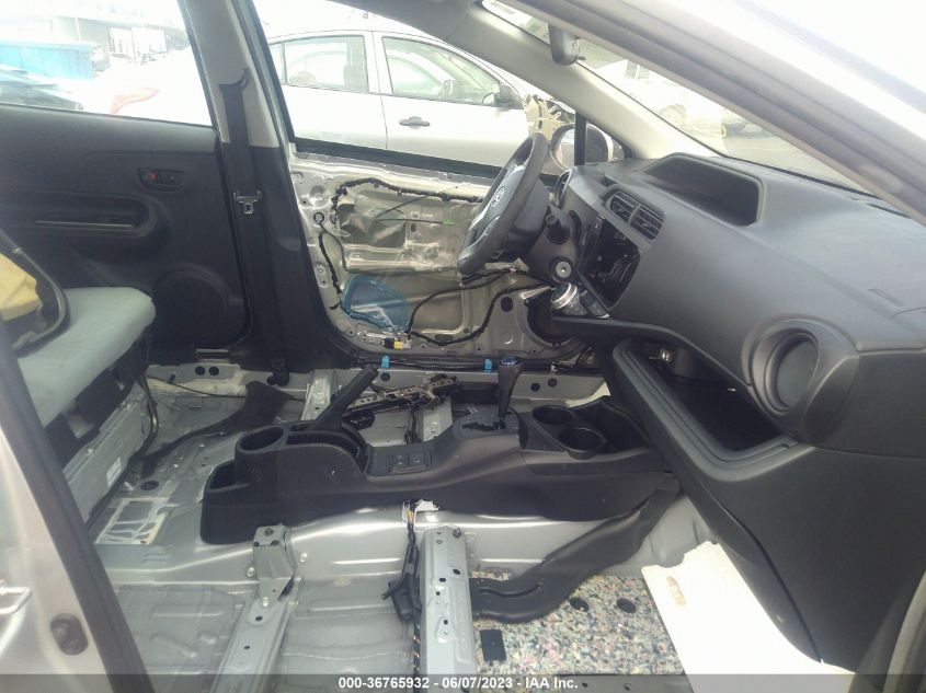 2016 TOYOTA PRIUS C ONE/TWO/THREE/FOUR - JTDKDTB35G1135632